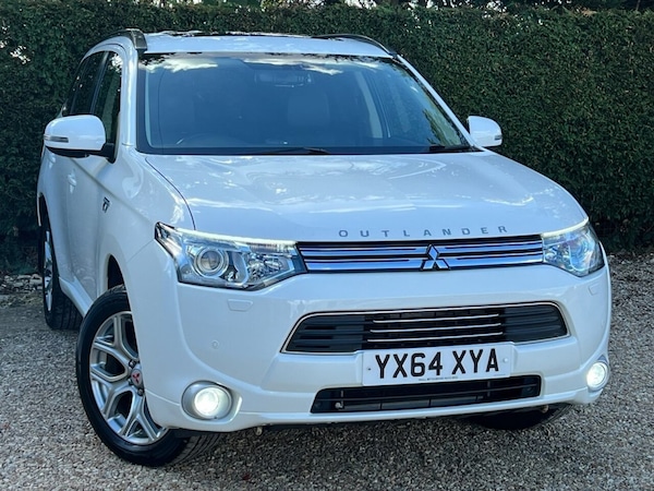 Used Mitsubishi Outlander 2014 for sale - 76068807: Photo 1
