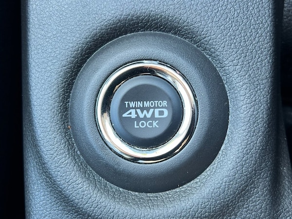 Used Mitsubishi Outlander 2014 for sale - 76068807: Photo 41