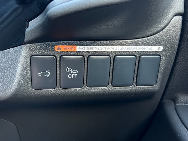 Used Mitsubishi Outlander 2014 for sale - 76068807: Photo 47