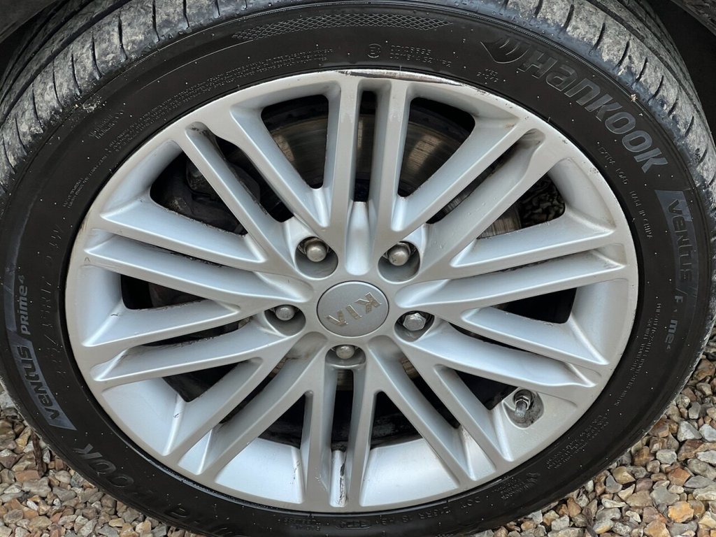 Used Kia Carens 2017 for sale - 76985725: Photo 13