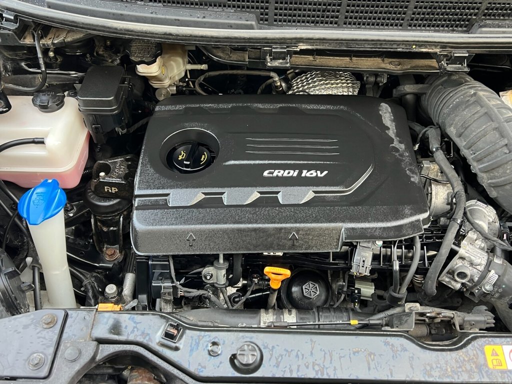 Used Kia Carens 2017 for sale - 76985725: Photo 16