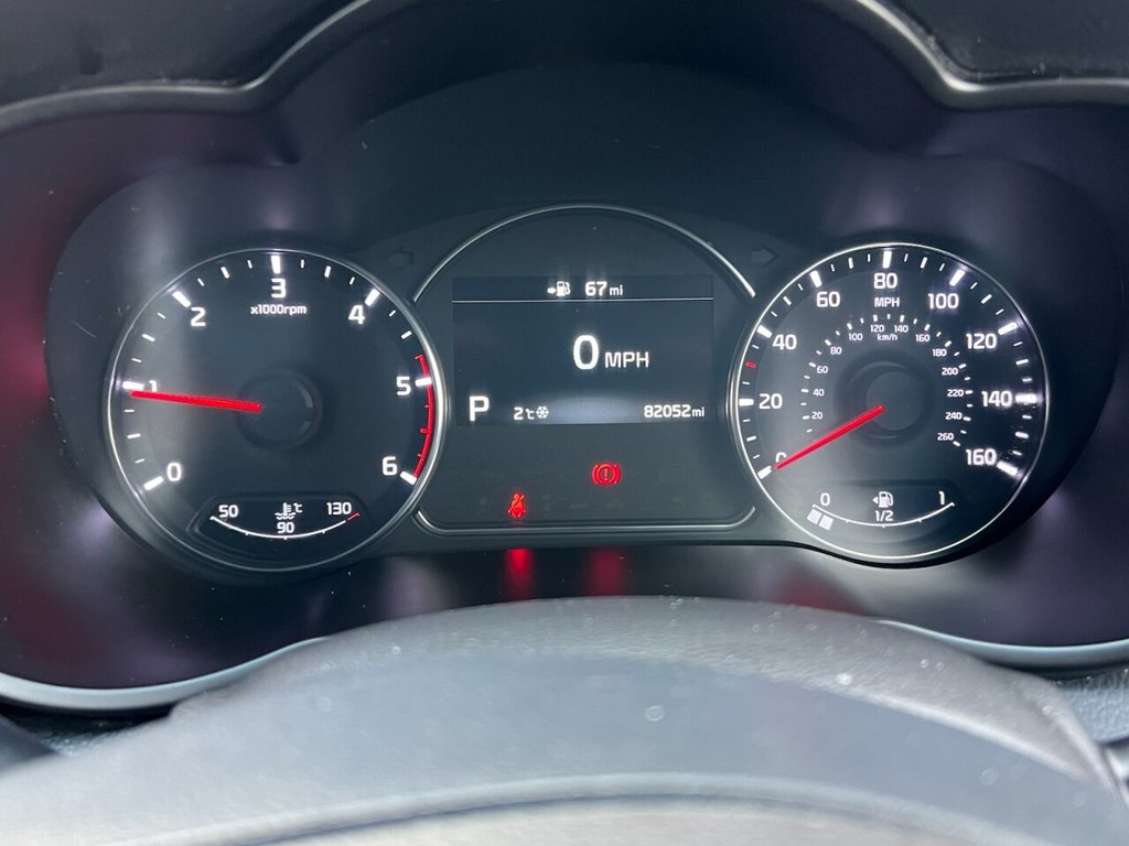 Used Kia Carens 2017 for sale - 76985725: Photo 35