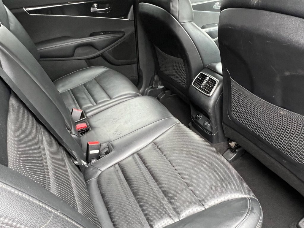 Used Kia Sorento 2016 for sale - 77680841: Photo 24