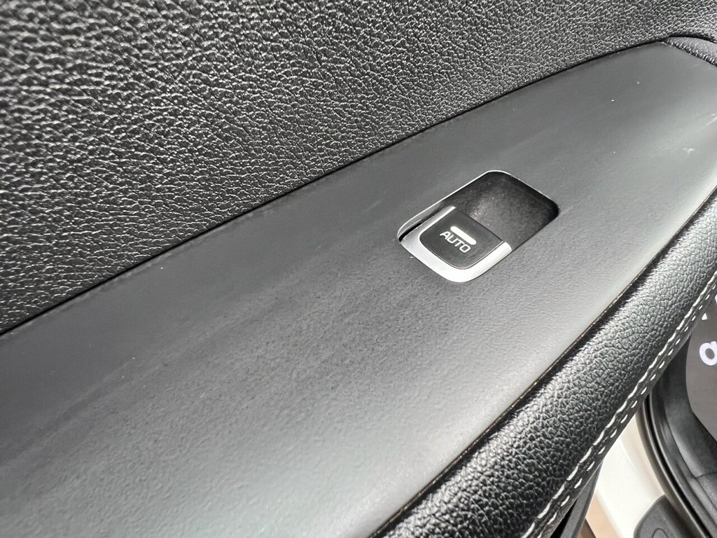 Used Kia Sorento 2016 for sale - 77680841: Photo 30