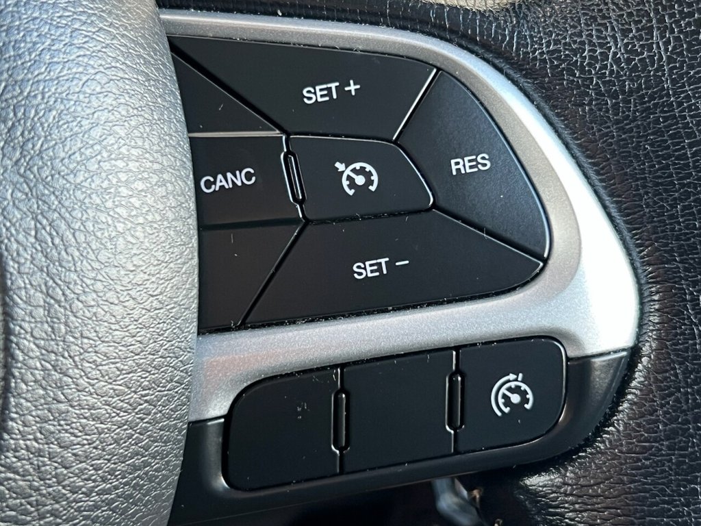 Used Jeep Renegade 2015 for sale - 76080758: Photo 44