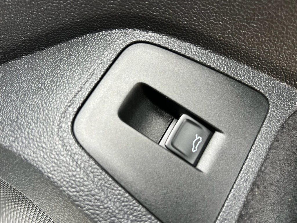 Used Volkswagen Tiguan 2020 for sale - 76338588: Photo 39