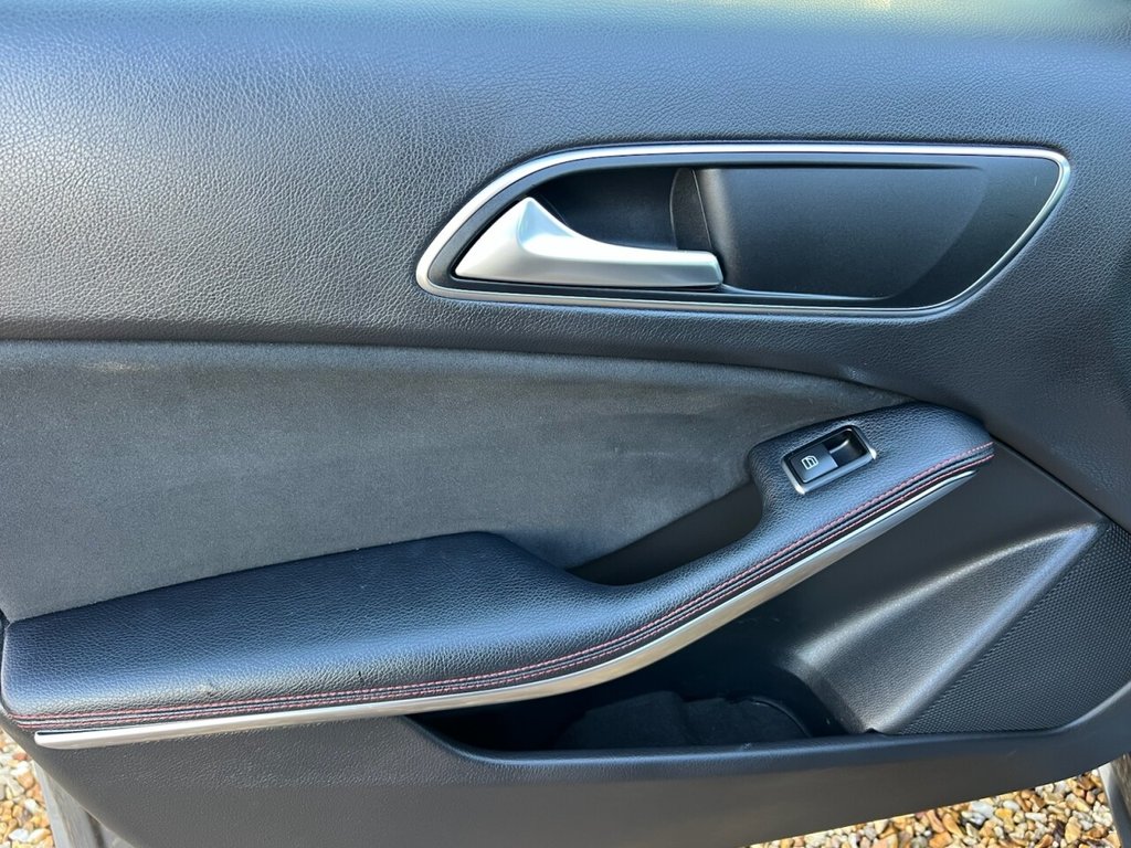 Used Mercedes-Benz A-Class 2017 for sale - 76582354: Photo 27