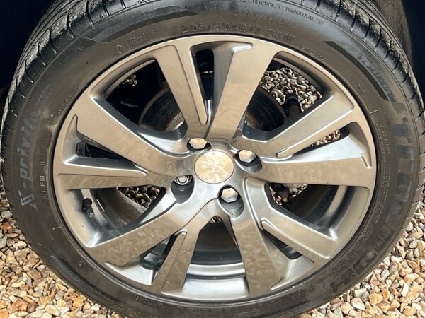 Used Peugeot 2008 2019 for sale - 76118681: Photo 14