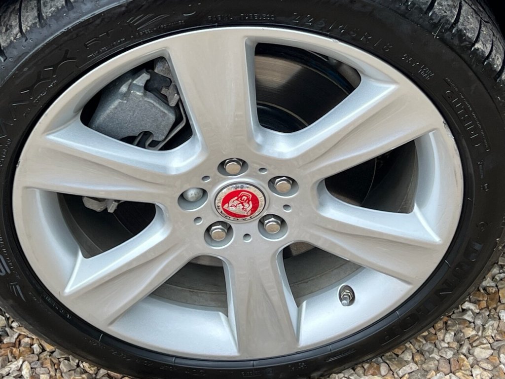 Used Jaguar XE 2015 for sale - 77780662: Photo 13