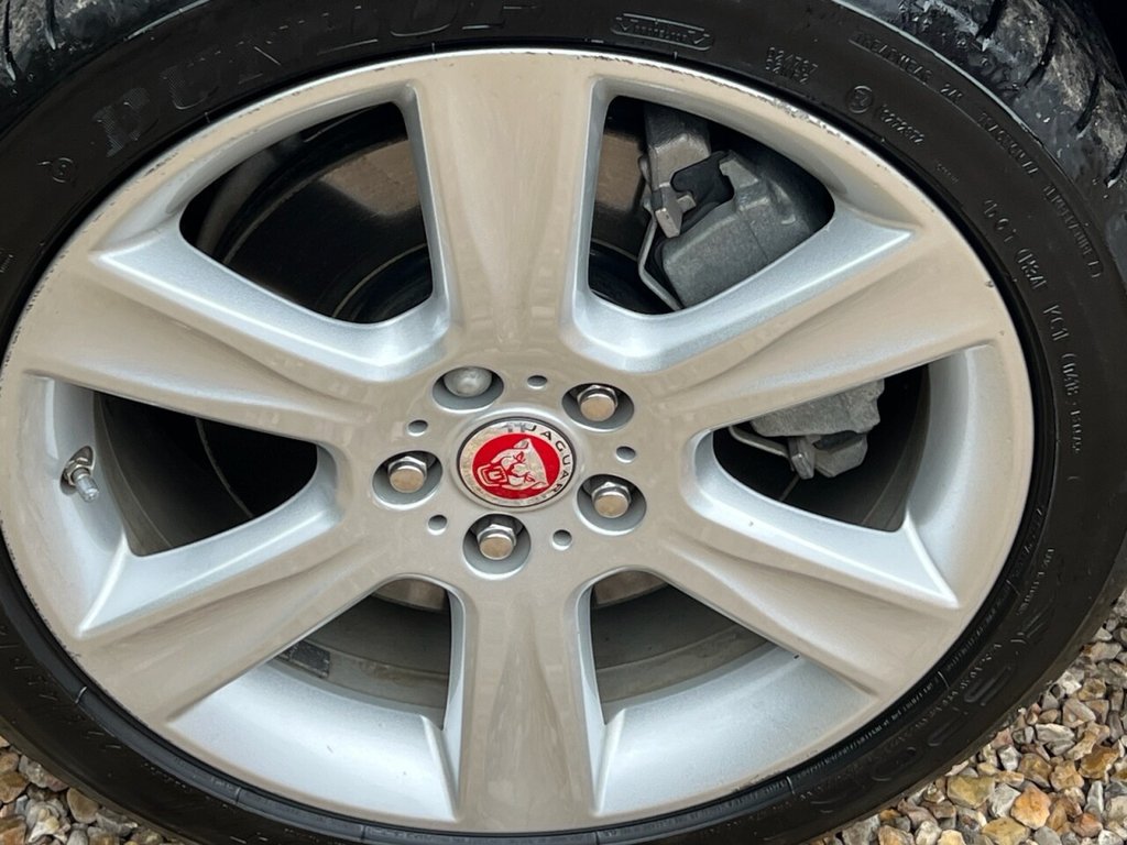 Used Jaguar XE 2015 for sale - 77780662: Photo 14