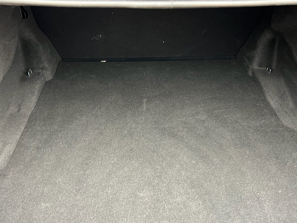 Used Jaguar XE 2015 for sale - 77780662: Photo 19