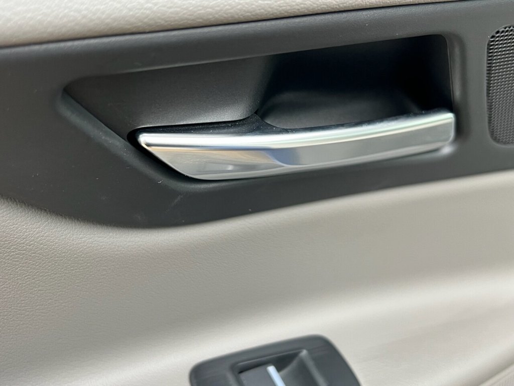 Used Jaguar XE 2015 for sale - 77780662: Photo 24