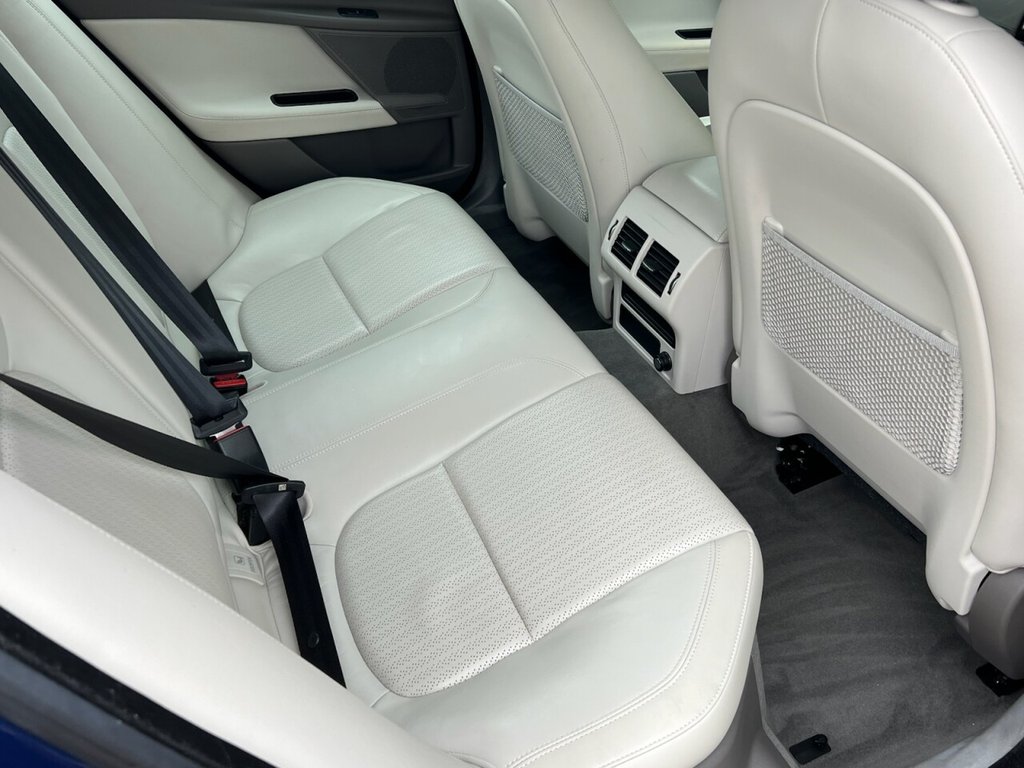 Used Jaguar XE 2015 for sale - 77780662: Photo 25