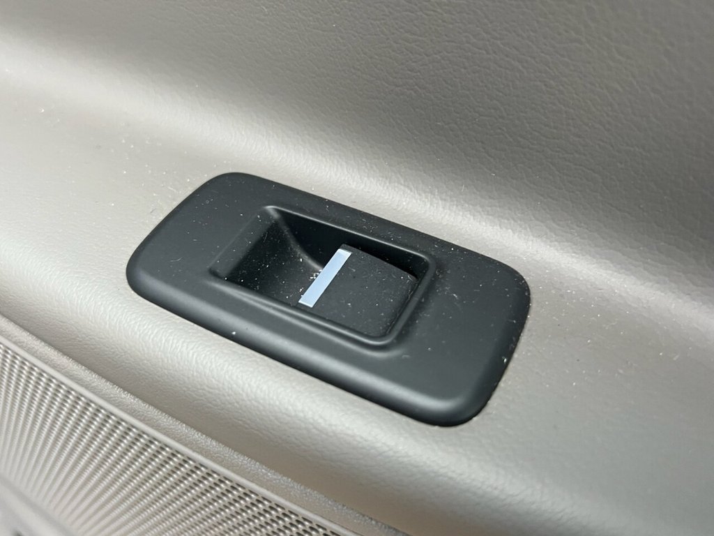 Used Jaguar XE 2015 for sale - 77780662: Photo 27