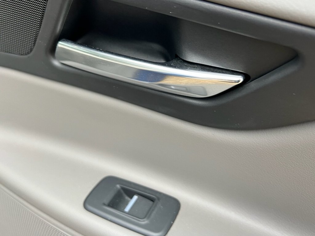 Used Jaguar XE 2015 for sale - 77780662: Photo 28