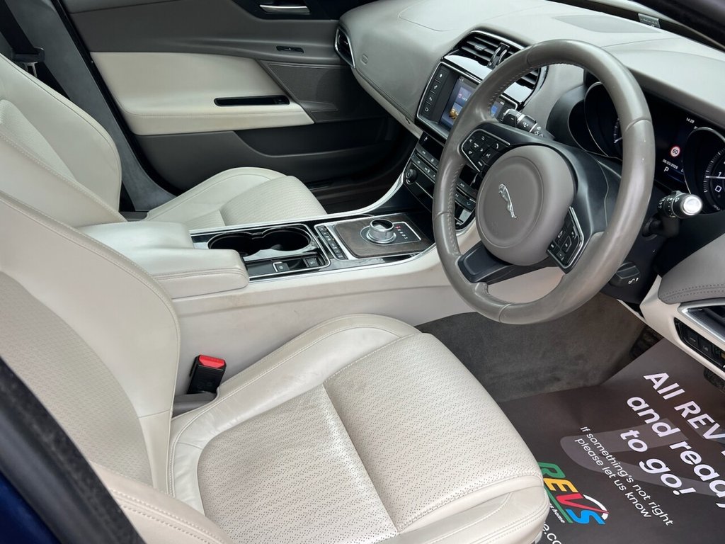 Used Jaguar XE 2015 for sale - 77780662: Photo 34