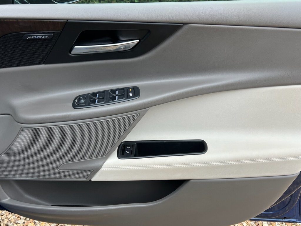 Used Jaguar XE 2015 for sale - 77780662: Photo 35