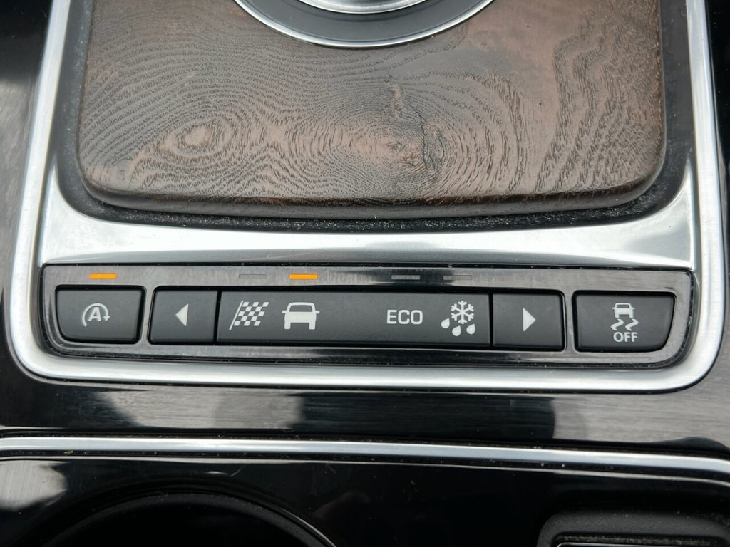 Used Jaguar XE 2015 for sale - 77780662: Photo 47