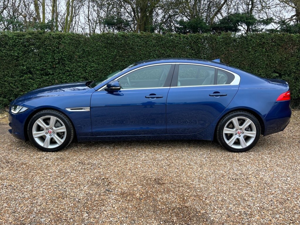 Used Jaguar XE 2015 for sale - 77780662: Photo 6