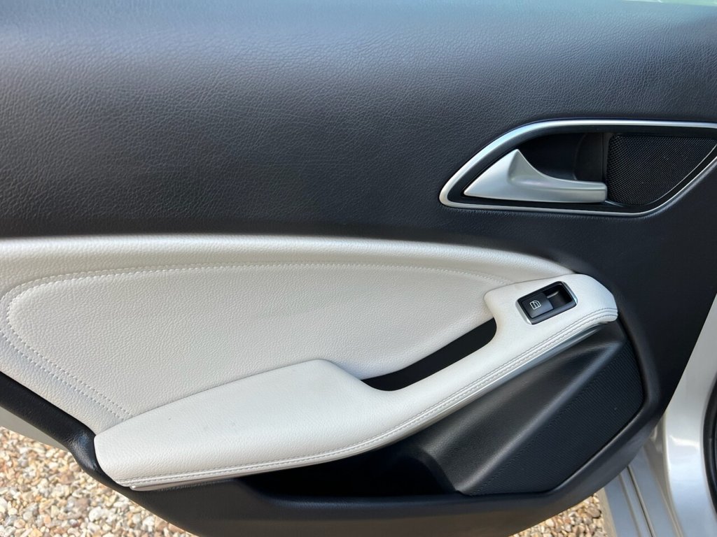 Used Mercedes-Benz A-Class 2017 for sale - 76338648: Photo 20