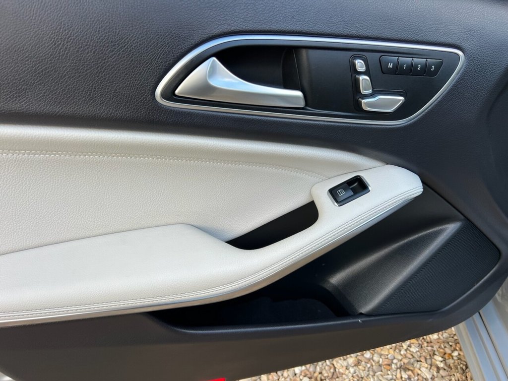 Used Mercedes-Benz A-Class 2017 for sale - 76338648: Photo 26