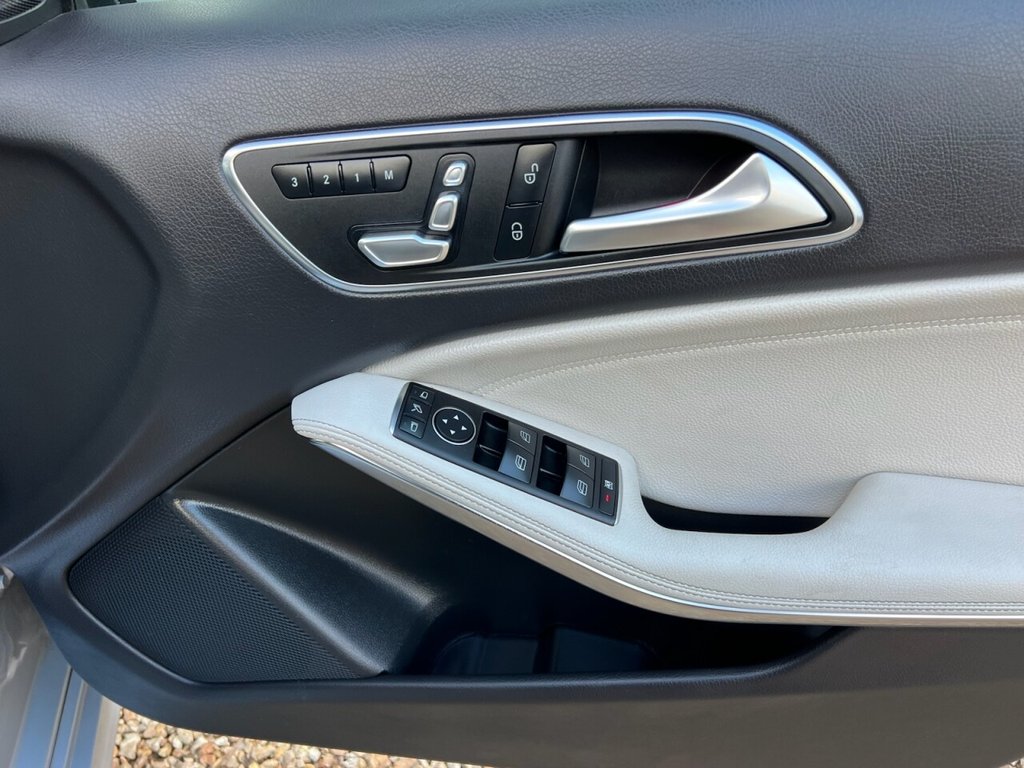 Used Mercedes-Benz A-Class 2017 for sale - 76338648: Photo 31