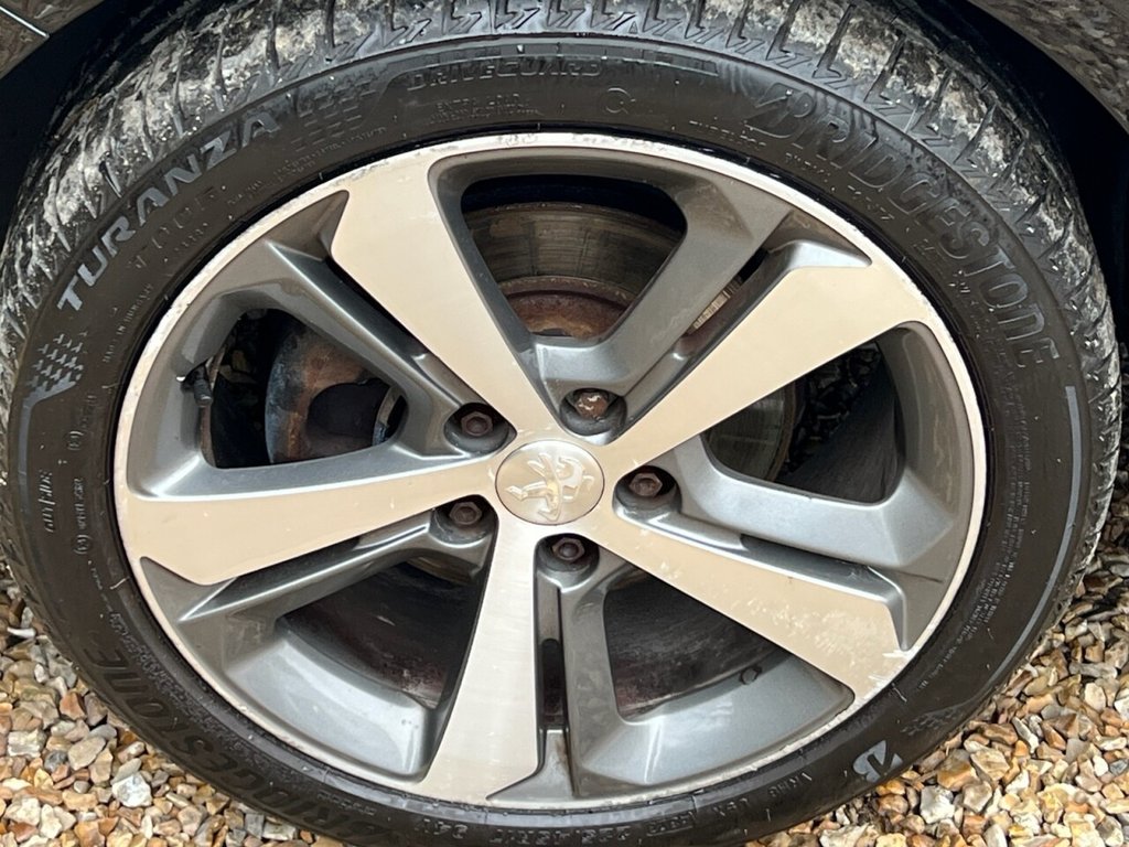 Used Peugeot 308 2018 for sale - 77212945: Photo 13