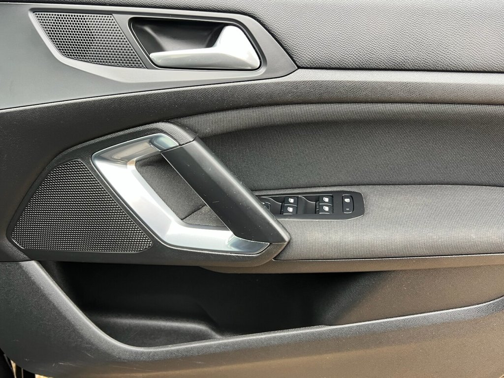 Used Peugeot 308 2018 for sale - 77212945: Photo 33