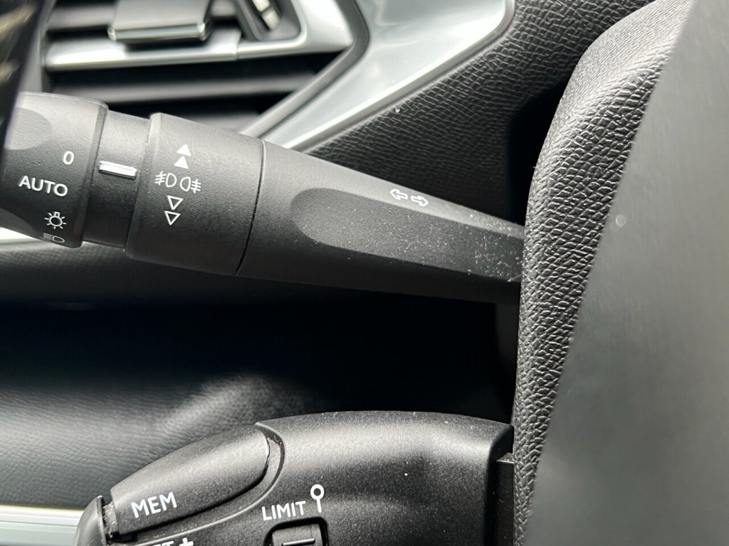 Used Peugeot 308 2018 for sale - 77212945: Photo 46