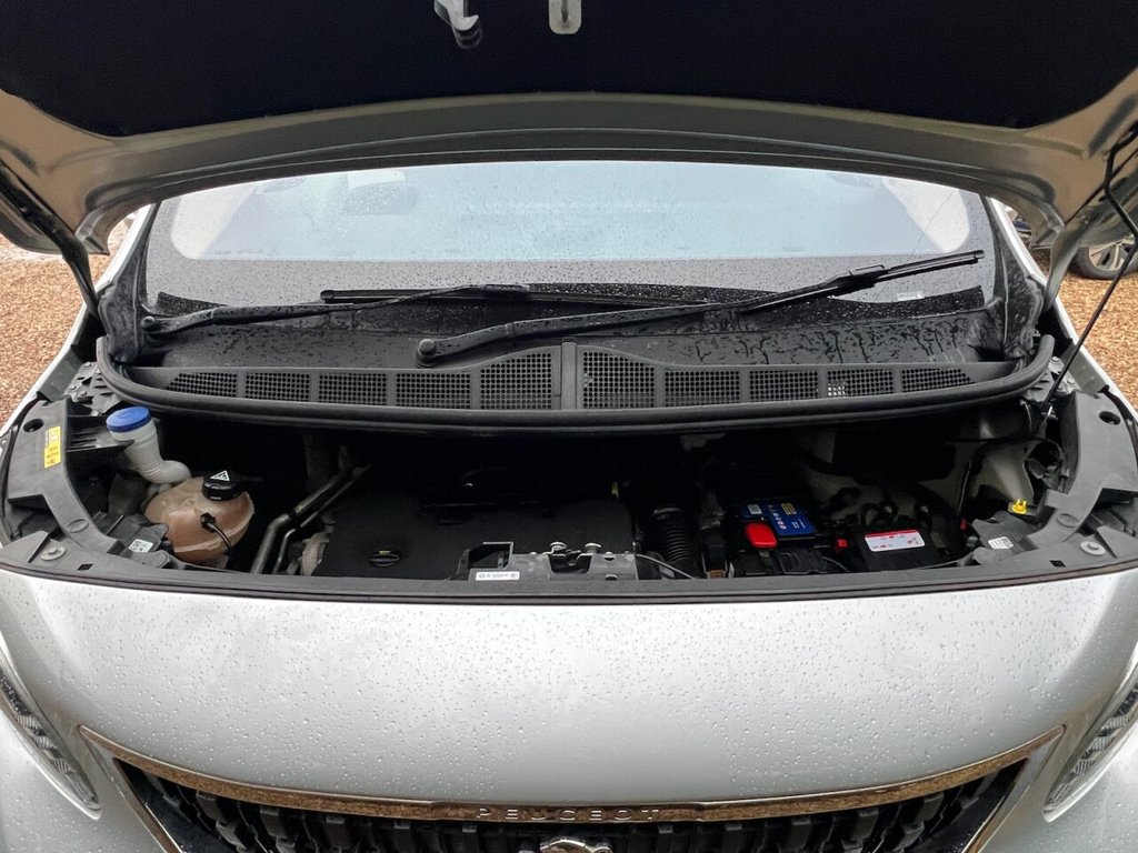 Used Peugeot Traveller 2019 for sale - 76338639: Photo 15