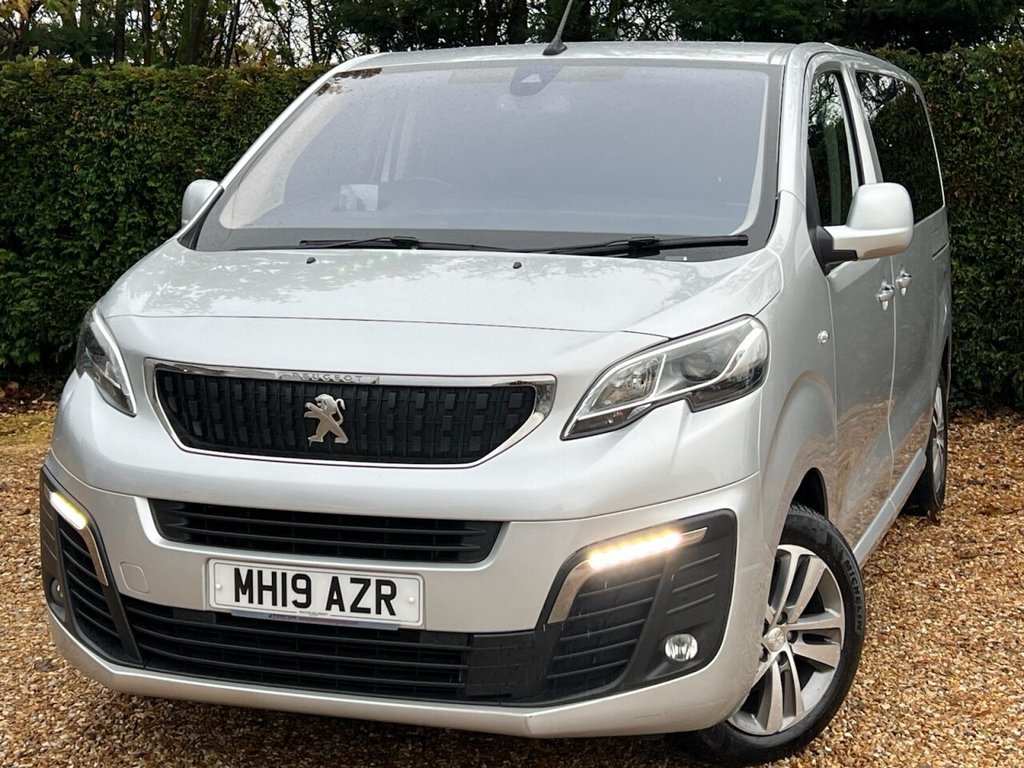 Used Peugeot Traveller 2019 for sale - 76338639: Photo 2