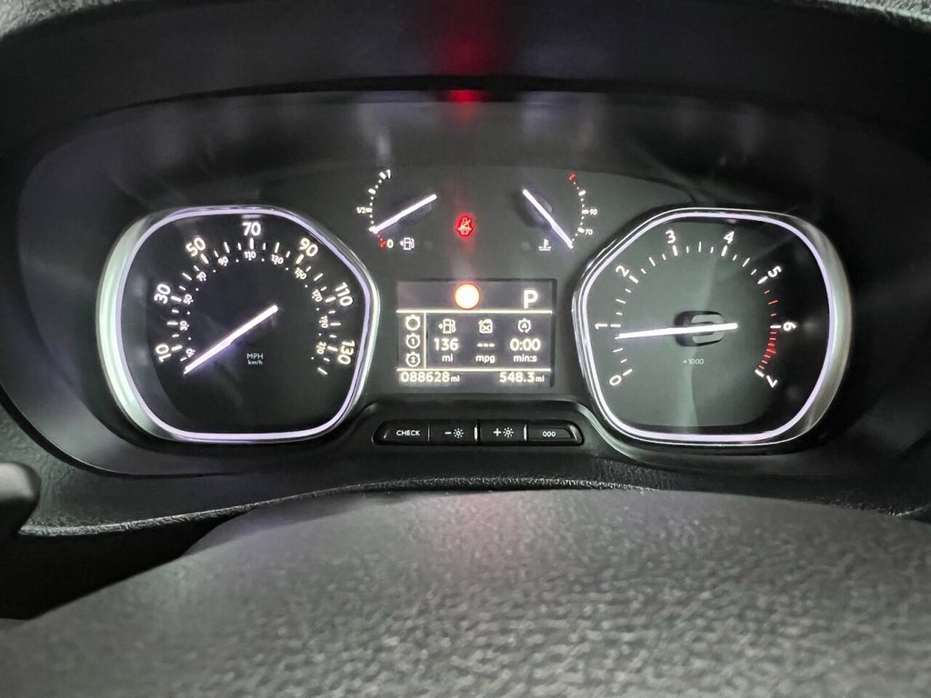 Used Peugeot Traveller 2019 for sale - 76338639: Photo 37