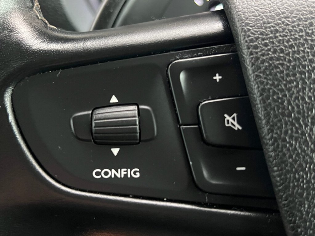 Used Peugeot Traveller 2019 for sale - 76338639: Photo 48