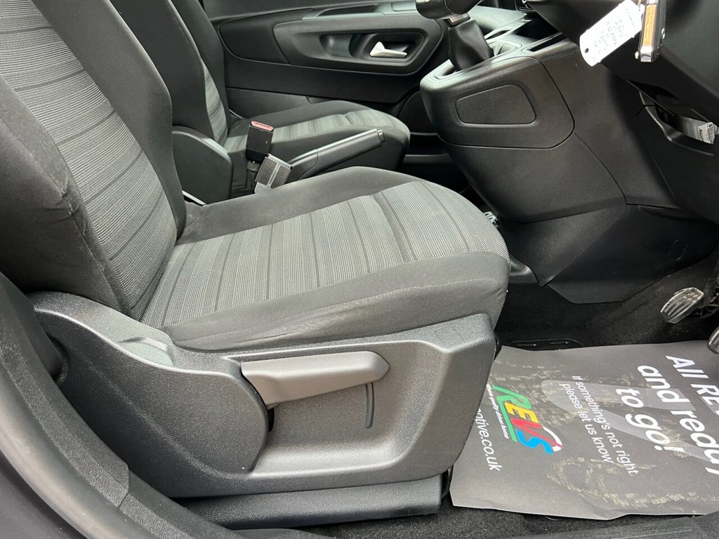 Used Vauxhall Combo Life 2018 for sale - 76223987: Photo 30