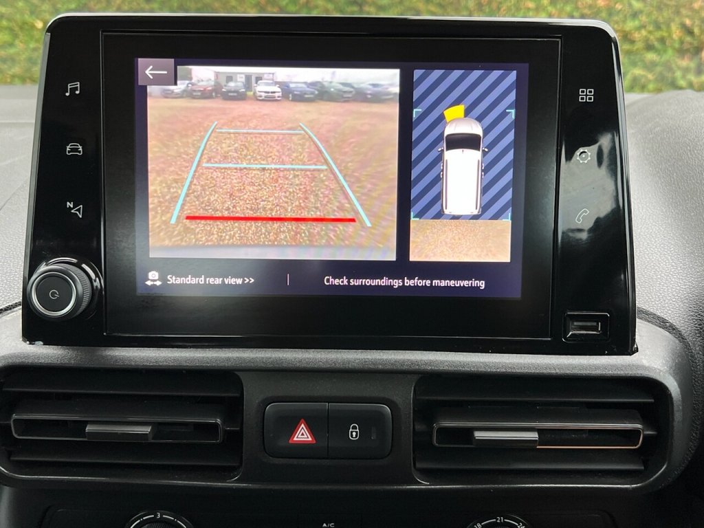 Used Vauxhall Combo Life 2018 for sale - 76223987: Photo 35