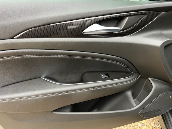Used Vauxhall Insignia 2018 for sale - 76068654: Photo 26