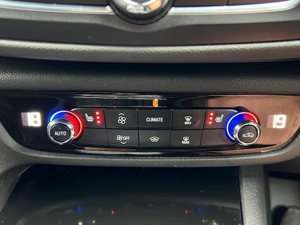 Used Vauxhall Insignia 2018 for sale - 76068654: Photo 40