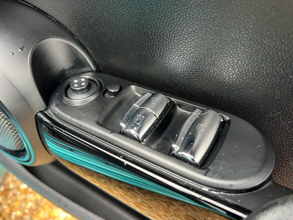 Used MINI Convertible 2019 for sale - 76338591: Photo 37