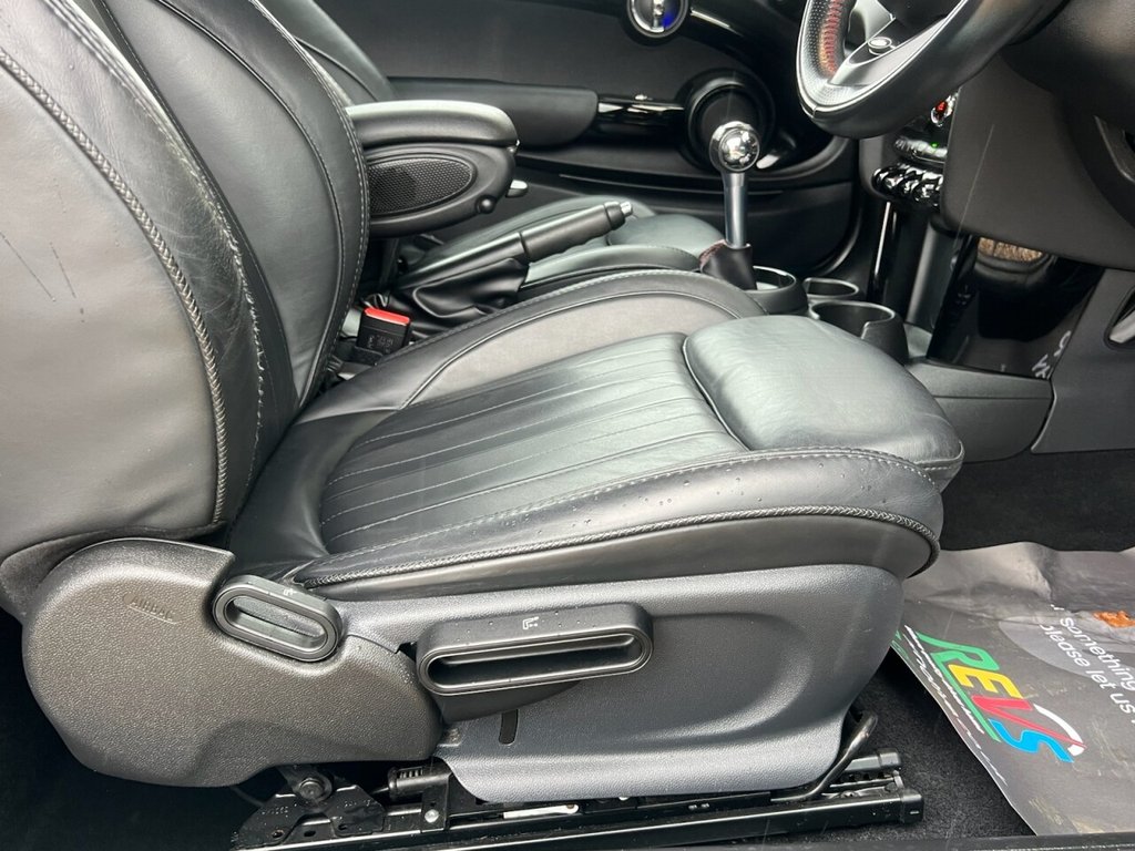 Used MINI Convertible 2019 for sale - 76338591: Photo 39