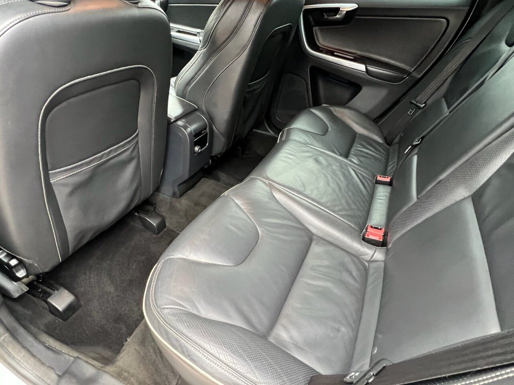 Used Volvo XC60 2015 for sale - 77212555: Photo 19