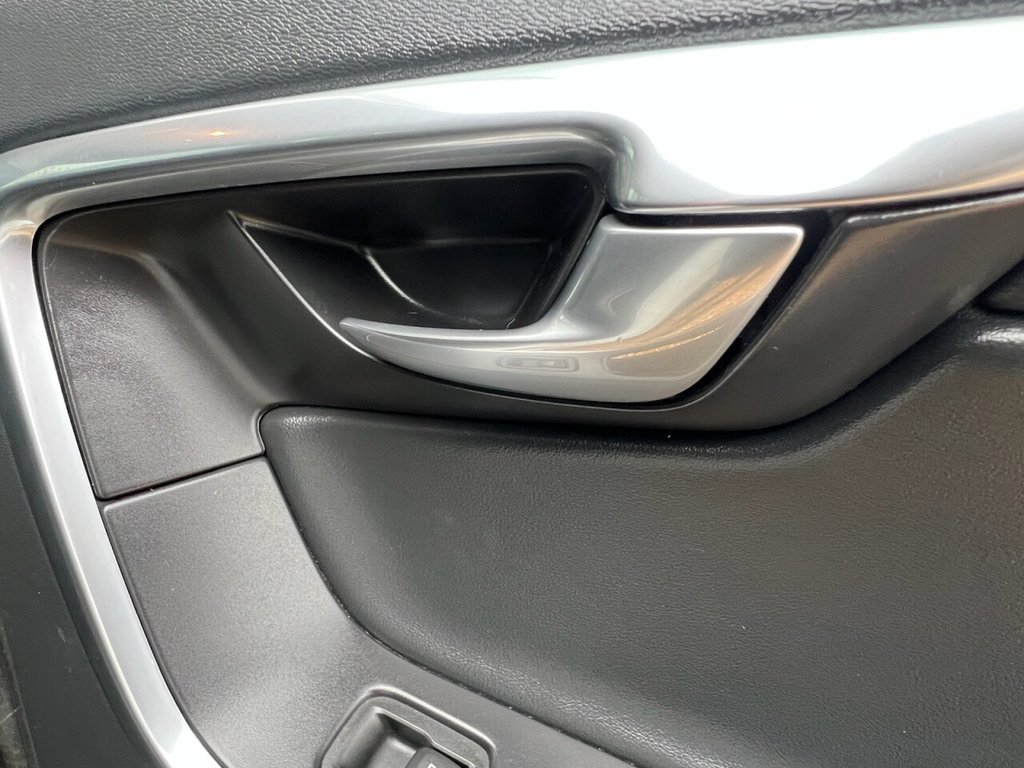 Used Volvo XC60 2015 for sale - 77212555: Photo 27