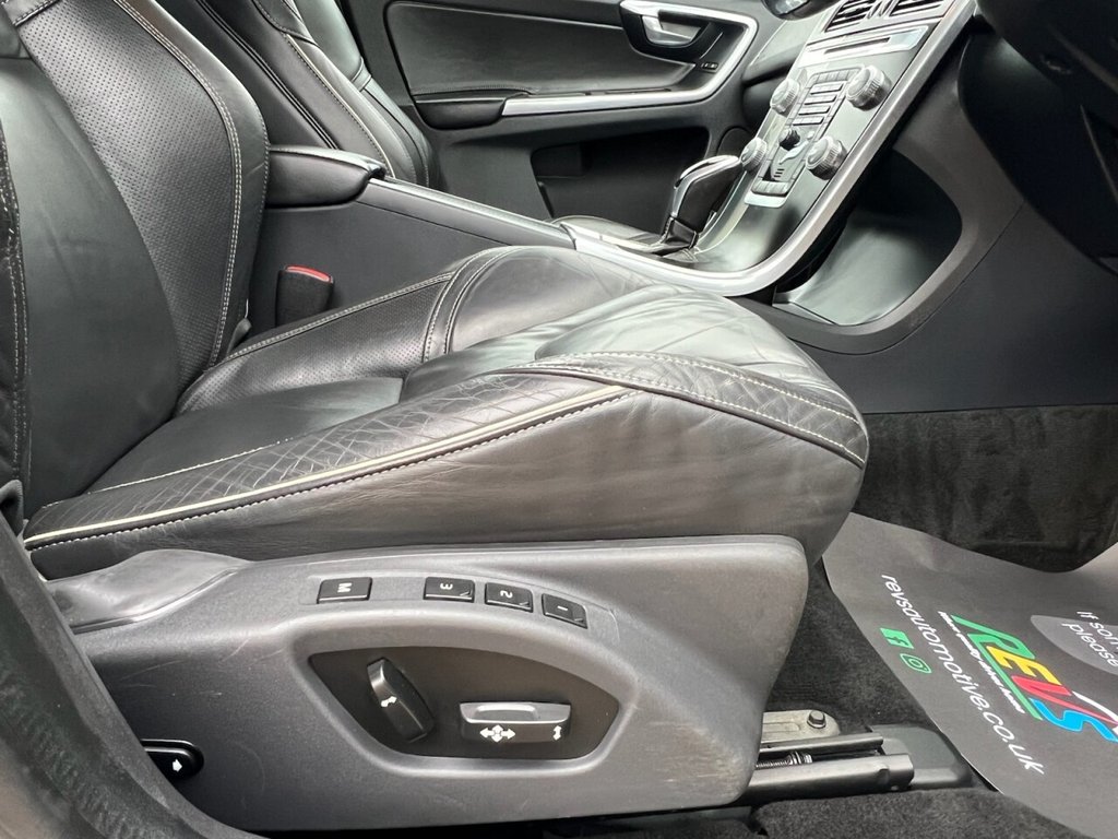 Used Volvo XC60 2015 for sale - 77212555: Photo 38