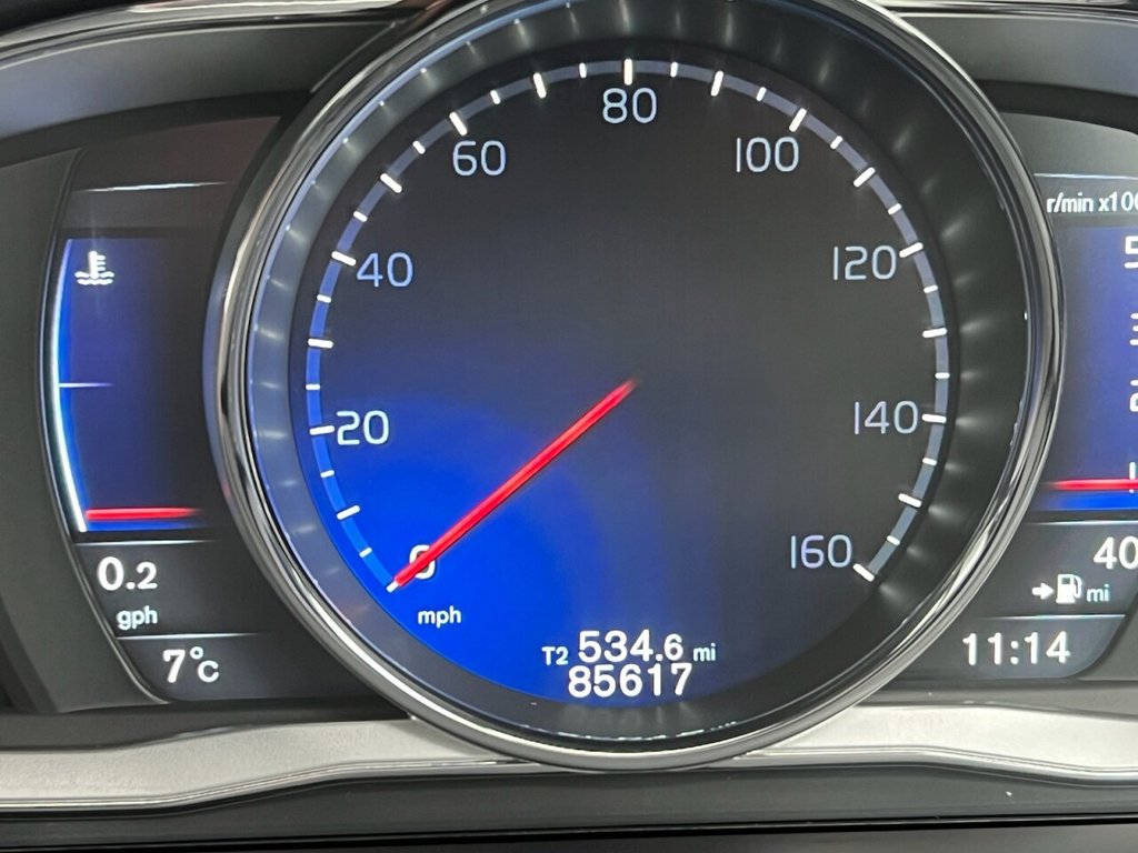 Used Volvo XC60 2015 for sale - 77212555: Photo 40