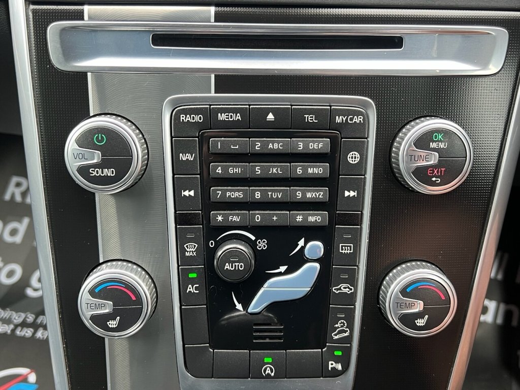 Used Volvo XC60 2015 for sale - 77212555: Photo 43