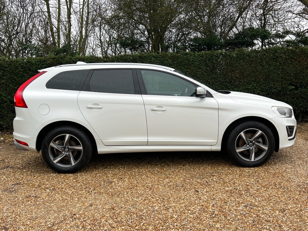 Used Volvo XC60 2015 for sale - 77212555: Photo 5