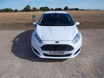 Used Ford Fiesta 2014 for sale - 76063799: Photo