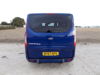 Used Ford Tourneo Custom 2017 for sale - 76063810: Photo