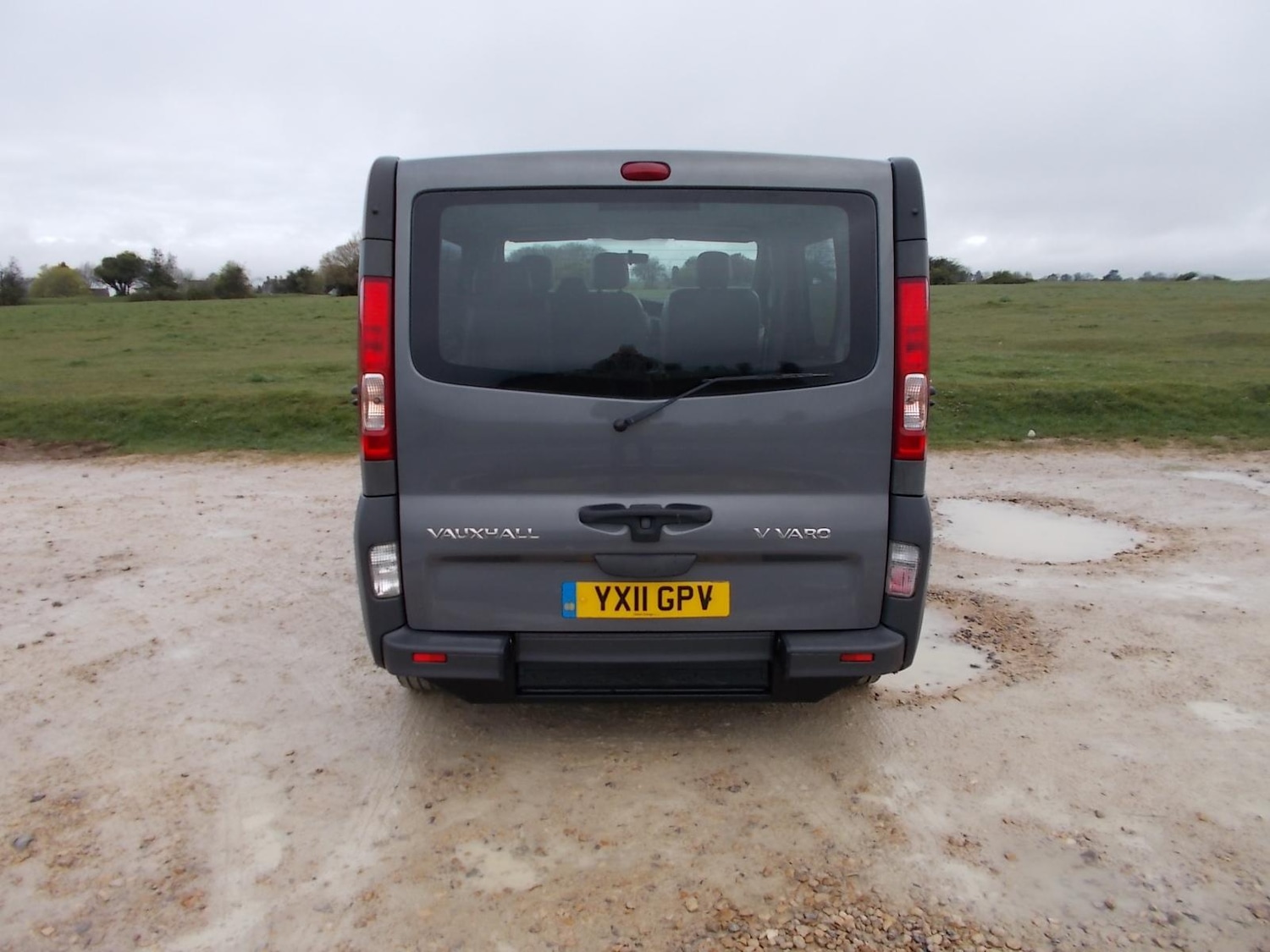 Used Vauxhall Vivaro 2011 for sale - 76063773: Photo 3