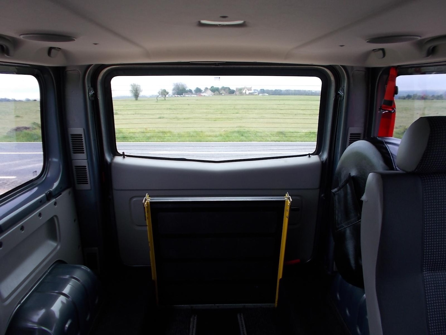 Used Vauxhall Vivaro 2011 for sale - 76063773: Photo 9