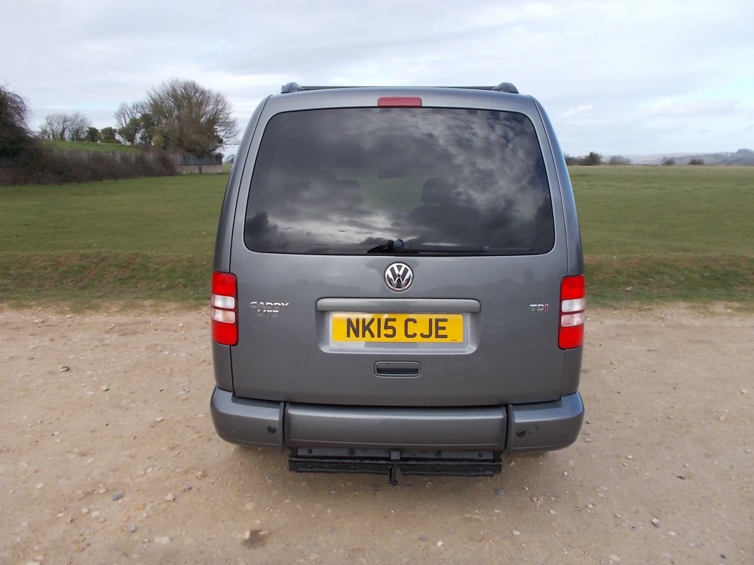 Used Volkswagen Caddy Maxi Life 2015 for sale - 77452550: Photo 3